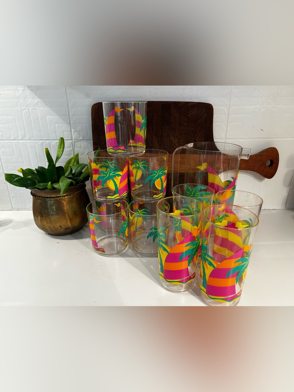 Ensemble 11 verres vintage + pichet (sans couvercle)